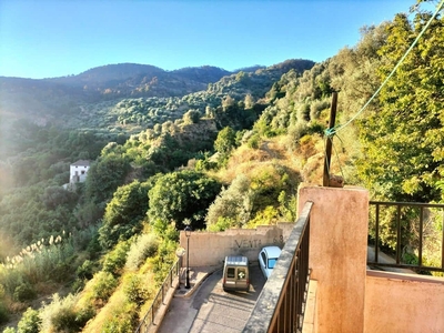 Casa en venta en Izbor, El Pinar, Granada