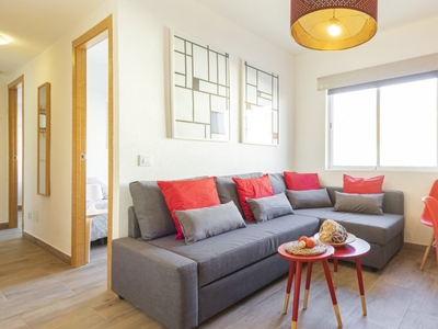 Piso de 3 dormitorios en alquiler en Comillas, Madrid