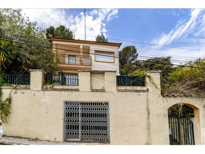 SE VENDE CASA EN SANTA SUSANA