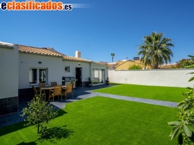 Casa-Chalet en Venta en..