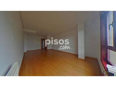 Piso en venta en Calle Cangas