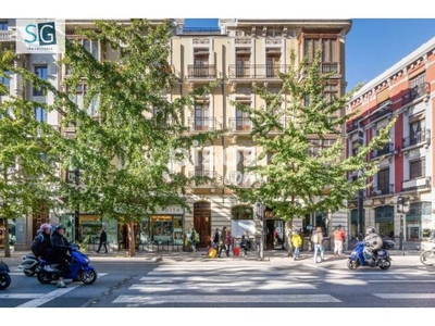 Piso en venta en Calle Gran Vía de Colón, cerca de Calle de la Cárcel Baja en Centro-Catedral por 315.000 €