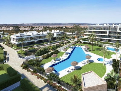 Apartamento en venta en El Chaparral - La Siesta - La Torreta, Torrevieja, Alicante