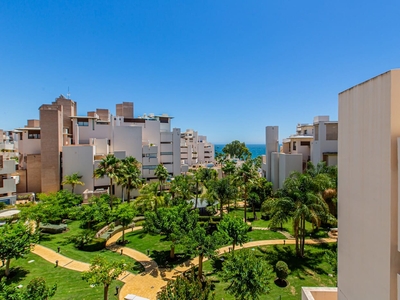 Apartamento en venta en El Padrón, Estepona, Málaga