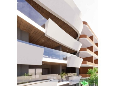 Apartamentos y áticos de obra nueva de 2 y 3 dormitorios en Torrevieja (Alicante)
