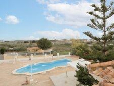 Chalet en venta en Pla de la Vallonga, Alicante