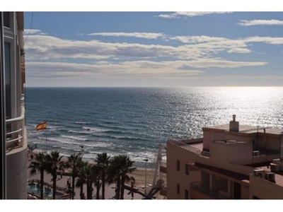 Encantador apartamento en Avenida Gabriel Miró con hermosas vistas al mar.