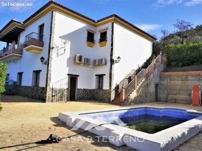 villa en Venta en Sayalonga