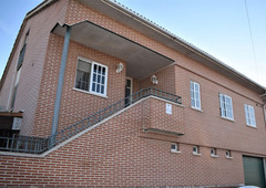 Casa en Santovenia de Pisuerga