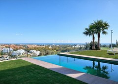 Casa en urbanizacion capanes del golf en El Paraíso Benahavís