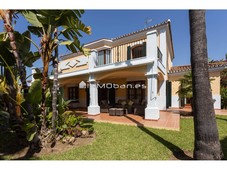 Venta de casa con piscina y terraza en Guadalmina (Marbella (Municipio))