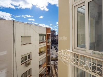 Alquiler piso alquiler piso en planta 7 con orientación sur y amueblado en Madrid