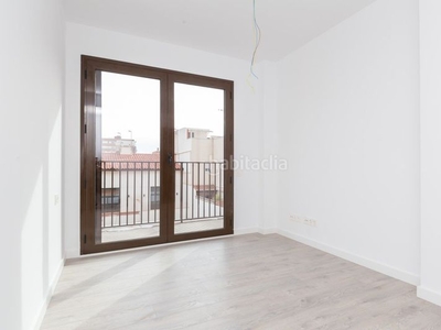 Alquiler piso con 3 habitaciones con ascensor, parking, calefacción y aire acondicionado en Sant Feliu de Llobregat