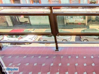 Alquiler piso terraza y ascensor Centro ciudad