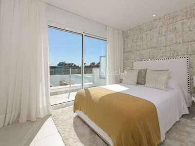 Apartamento un fabuloso apartamento nuevo sobre plano en altos de los monteros en Marbella