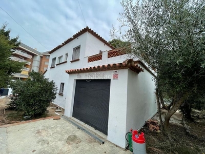 Casa en venta casa independiente! en Montmar Castelldefels