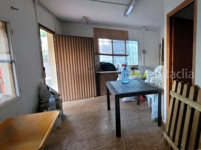 Chalet casa de campo en venta con luz y agua en Olocau