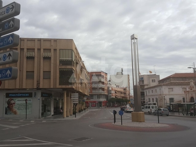 Chalet independiente con terreno en venta en la Avenida de Cartagena' Alhama de Murcia