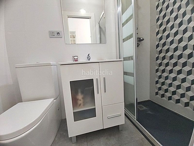 Piso con 3 habitaciones amueblado con ascensor, parking, calefacción, aire acondicionado y vistas al mar en Fuengirola