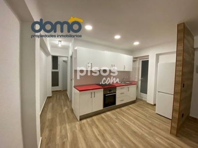 Piso en alquiler en Calle de Luis de Baeza en Oliveros-Altamira-Barrio Alto por 650 €/mes