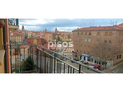 Piso en venta en Calle de Alcañiz en Arrabal-Carrel-San Julián por 94.000 €