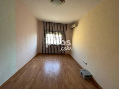 Piso en venta en Carrer de Lepant, cerca de Carrer de Sardà