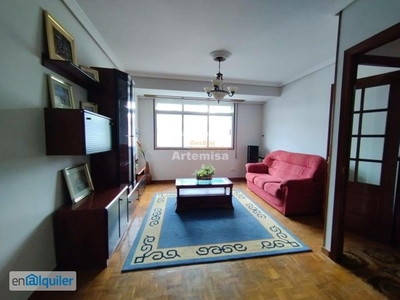Alquiler de piso amueblado de 2 dormitorios en Caranza, Ferrol