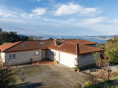 Casa / villa de 352m² en venta en Pontevedra, Galicia