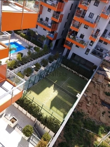 Piso en alquiler en calle Emilia Pardo Bazán de 3 habitaciones con terraza y piscina