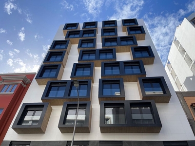 Venta de piso en calle Juan Manuel Duran de 2 habitaciones con terraza y aire acondicionado