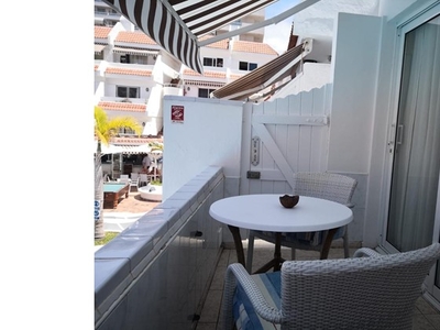 APARTAMENTO CON PISCINA EN LAS AMERICAS