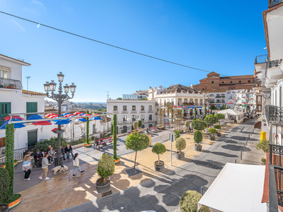 PISO EN PLENO CENTRO DE LA PLAZA DE LA CONSTITUCION DE TORROX Venta Torrox Pueblo