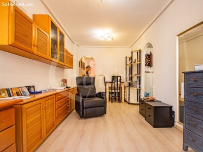 Apartamento en segunda planta a la venta en Los Montesinos, Alicante