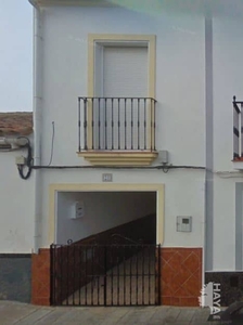 Chalet adosado en venta en Calle Daoiz Y Velarde, 21260, Santa Olalla Del Cala (Huelva)