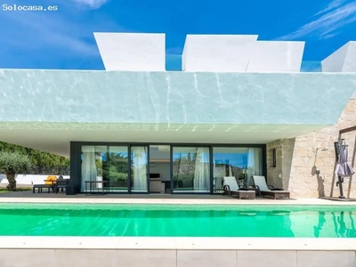 Exquisite modern villa in La Cerquilla in the Golf Valley
