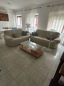 Piso en venta en Casco Antiguo - Centro de 3 habitaciones con terraza y aire acondicionado