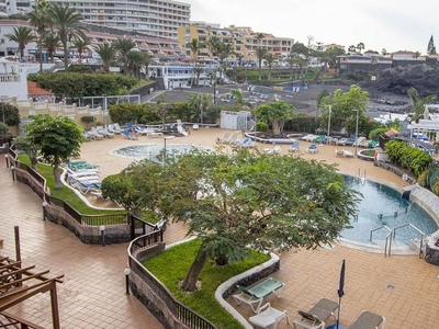 Piso en venta en Puerto de Santiago de 1 habitación con terraza y piscina