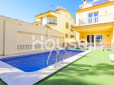 Venta de casa con piscina y terraza en Norte (Castelló-Castellón de la Plana)
