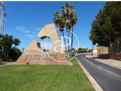 Terrenos en venta en Los Monasterios-Alfinach.