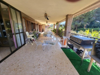 Venta Casa unifamiliar Benidorm. Con terraza 312 m²