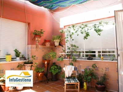 Venta Casa unifamiliar Valdepeñas. Buen estado con terraza 343 m²