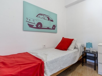 Apartamento amueblado de 6 dormitorios Quatre Carreres, Valencia