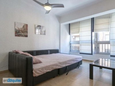 Apartamento completo de 2 dormitorios en Valencia