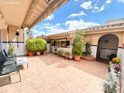 Casa de 4 habitaciones con jardín en Santa Margarida i els Monjos