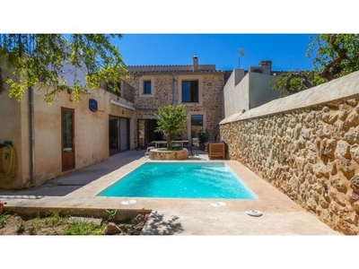 Casa reformada con piscina en Santa María del Camino, Mallorca