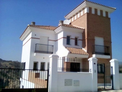 Chalet en venta en Loja, Granada