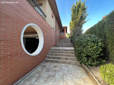 Espectacular vivienda 330 m2 en parcela de más de 1000m2, a 3 minutos de Igualada por 390.000 Eur