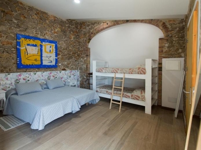 Íntegro/Habitaciones en Girona