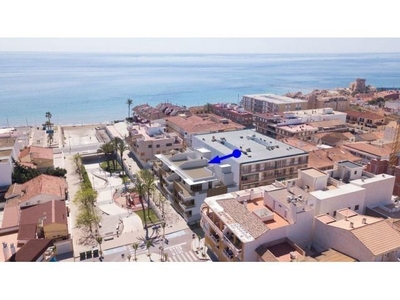 Pisos nuevos de 2-3 dormitorios, 2 baños a 200 metros de la playa en Torre de La Horadada