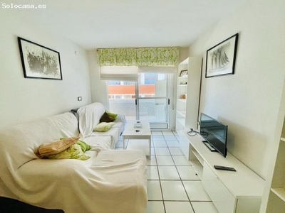 Precioso Apartamento a 100m de Playa de los locos con 3 habitaciones, 2 baños y una amplia terraza